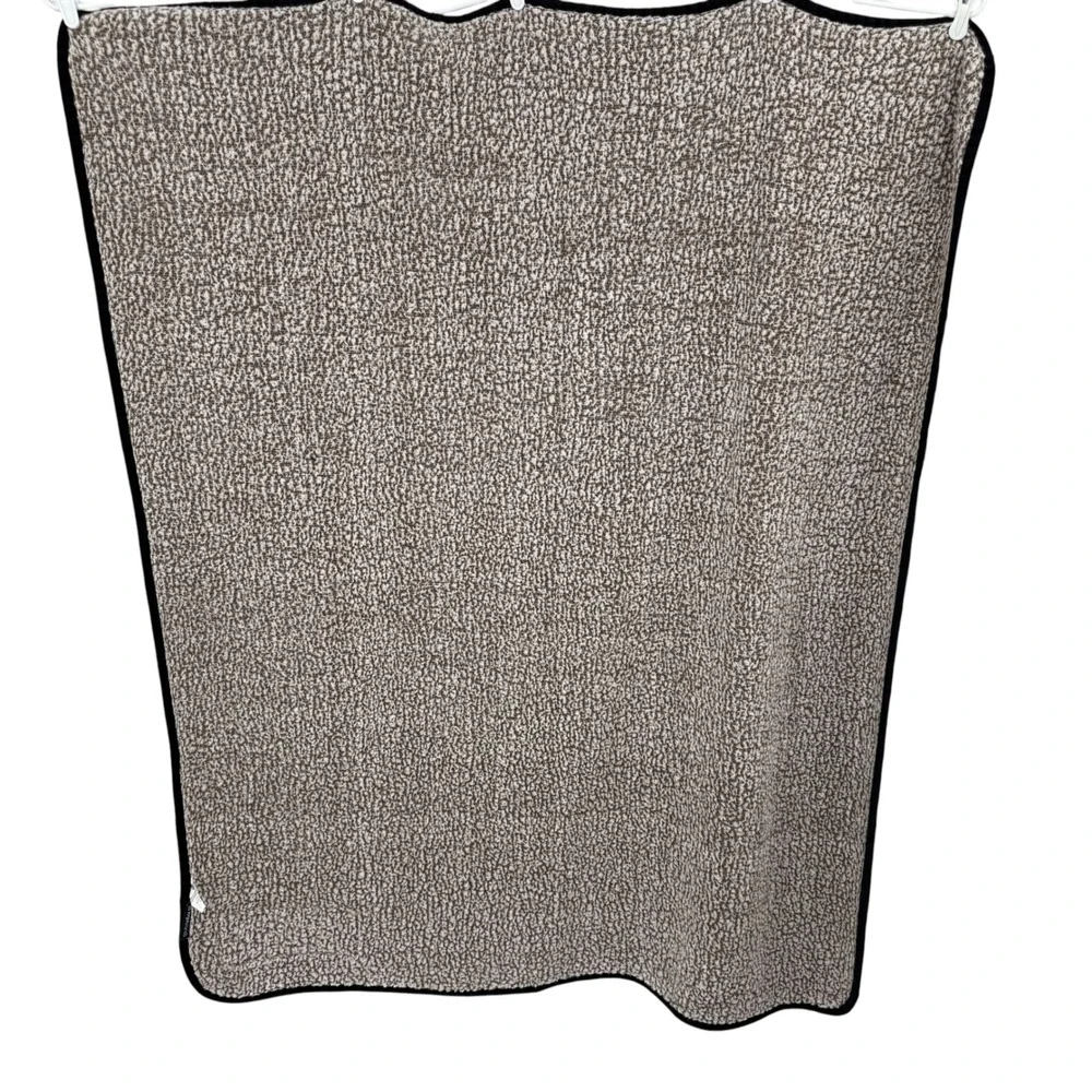 Logo Brands Knights Sherpa Blanket Unisex OS Brown Black Fleece Throw Cozy Sport